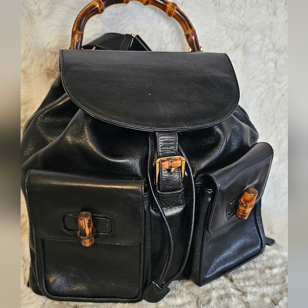 Gucci Black Leather Backpack with Bamboo Accents - Picture 5 of 15